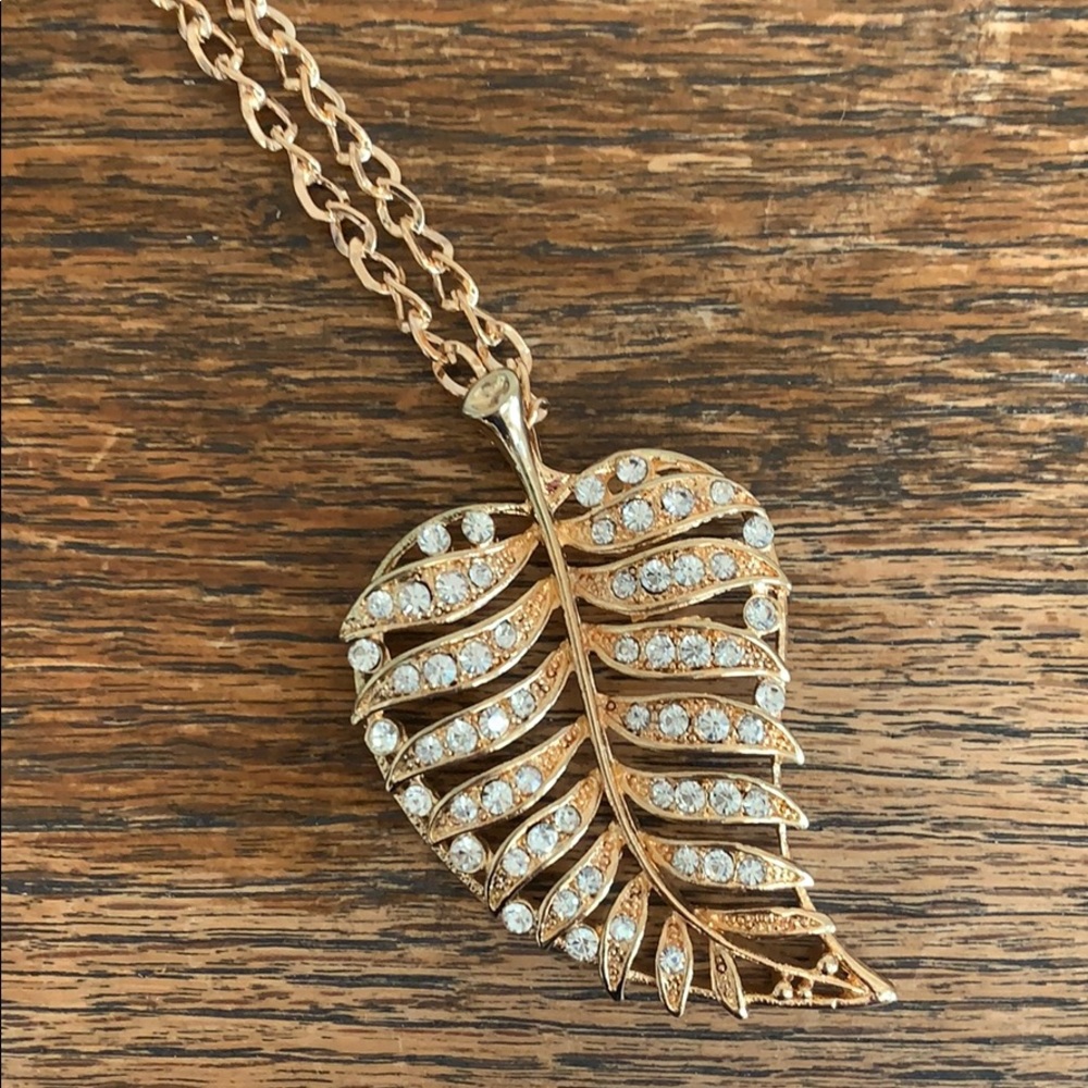 Crystal embellished leaf necklace